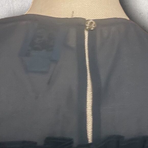 CeCE| NWT Women’s Cold Shoulder Dress w/ Embroidered Sleeves Size 6 Retail $116 - Picture 10 of 11